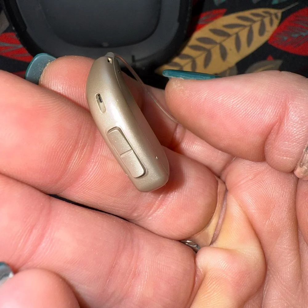 Oticon Black Hearing Aides with Case